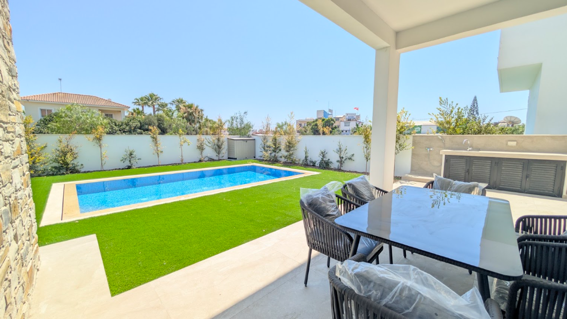 4 Bedroom Link-Detached villa in Pyla Touristic Area