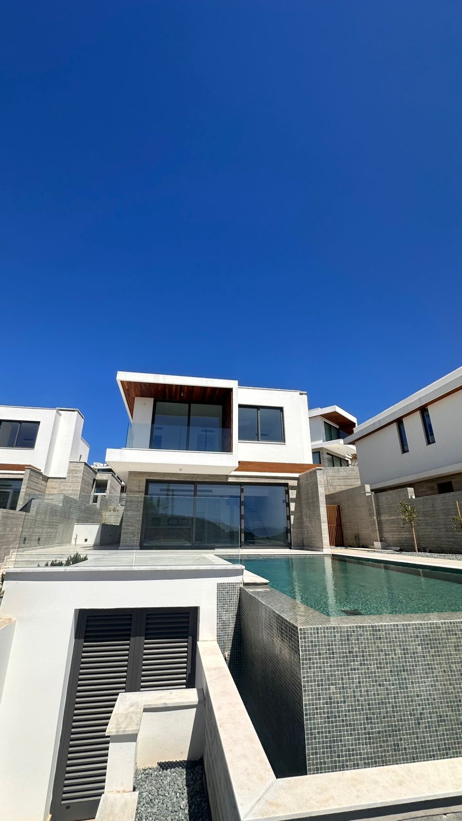 Luxury 3-Bedroom Villas for Sale in Agios Tychonas, Limassol