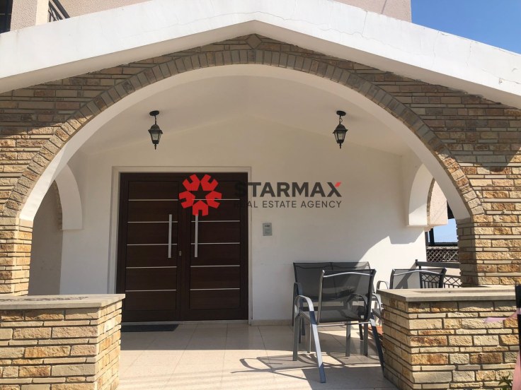 Spacious four bedroom house for sale