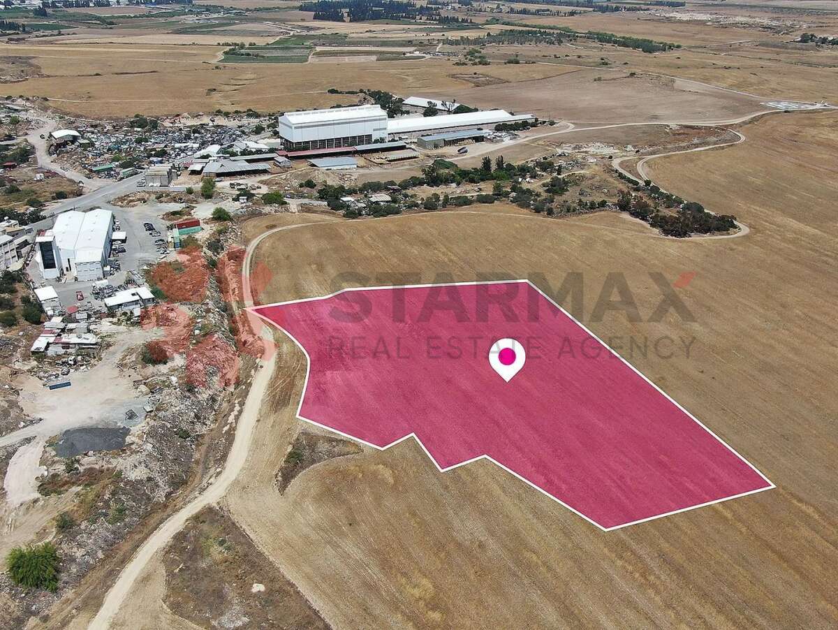 INDUSTRIAL FIELD IN PANAGIA,NICOSIA - Published