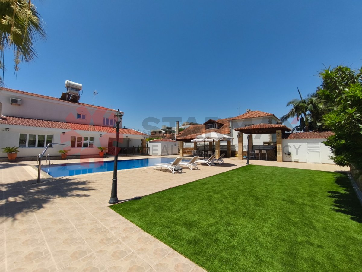 LUXURY 5 BEDROOM VILLA FOR SALE IN ARADIPPOU, LARNACA - Published