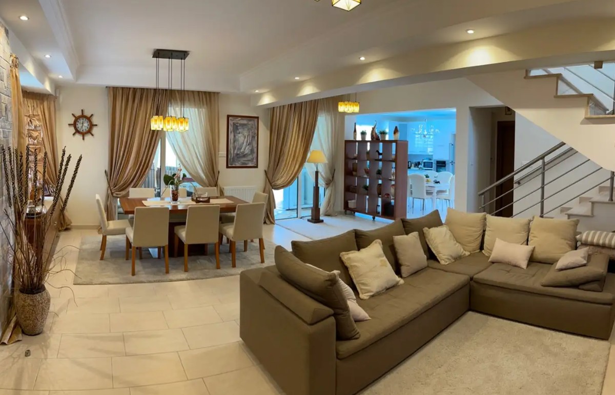 4-bedroom detached house for sale in Pervolia - Published