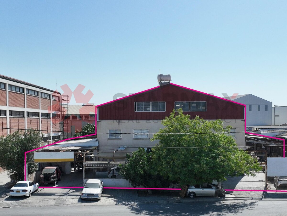 WAREHOUSE IN KAIMAKLI, NICOSIA - Published