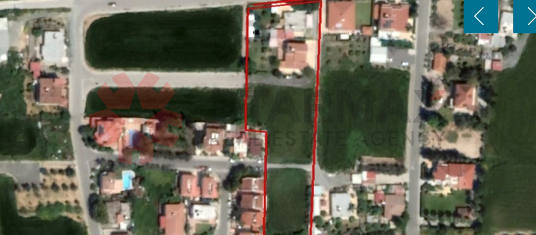 Share of Field in Dali, Nicosia - Published