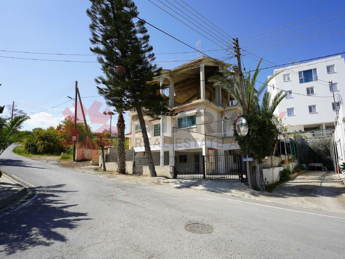 Building for sale in Geri, Nicosia