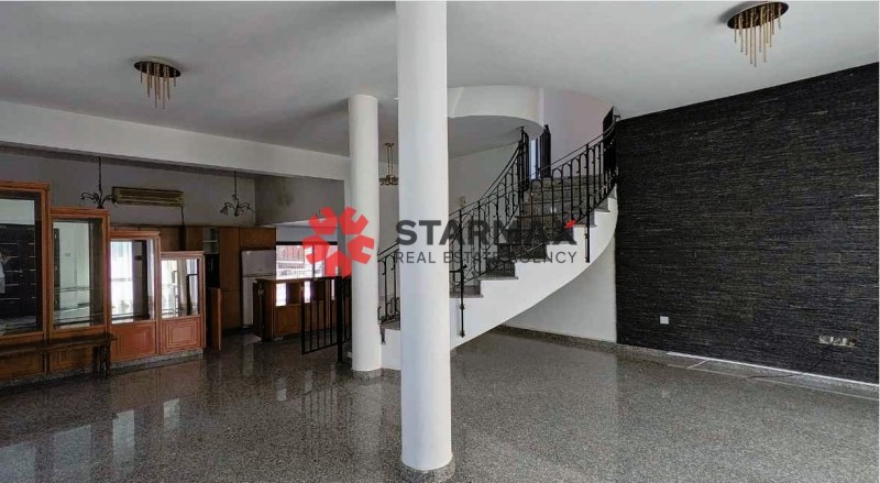 A HOUSE AND A STUDIO APARTMENT IN LIVADIA, LARNACA