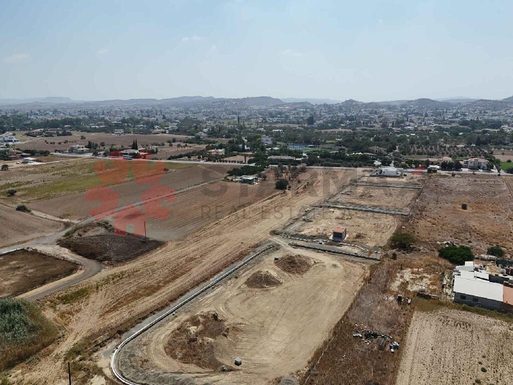 RESIDENTIAL FIELD IN DALI, NICOSIA - Published