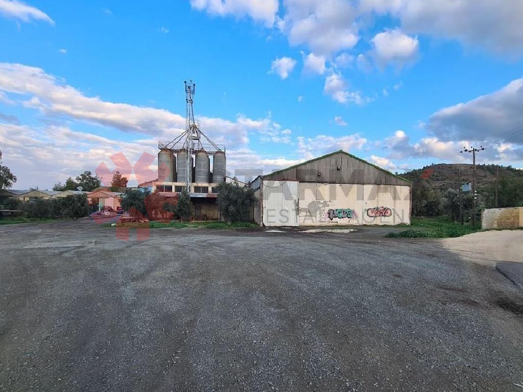 INDUSTRIAL WAREHOUSES IN AGIA VARVARA, NICOSIA - Published
