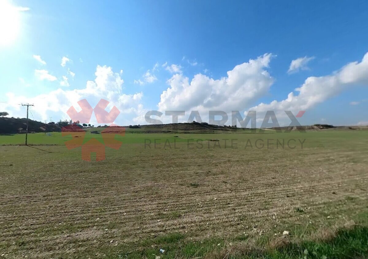 RESIDENTIAL LAND- PLOT OF 2509 SQ. METERS IN ARADIPPOU, LARNACA - Published