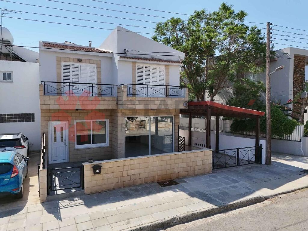 4 BEDROOM DETACHED HOUSE IN STROVOLOS, NICOSIA - Published