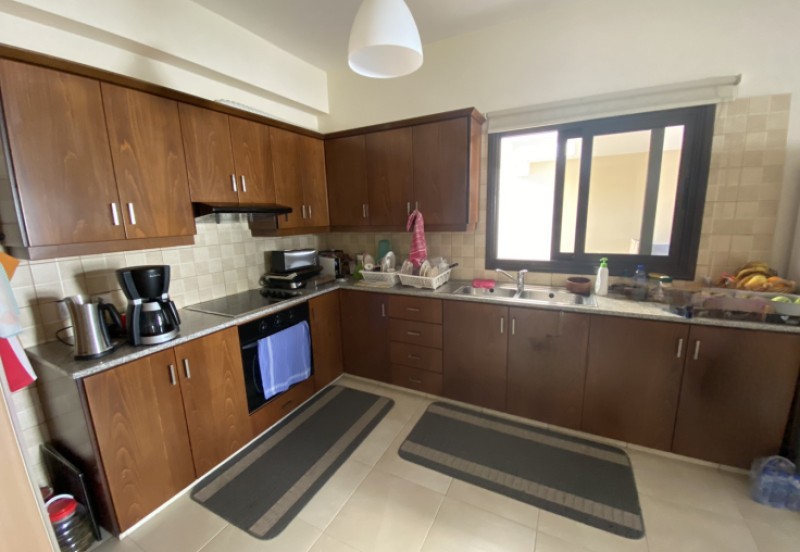 4 Bedroom Link detached House in Aradippou - Published