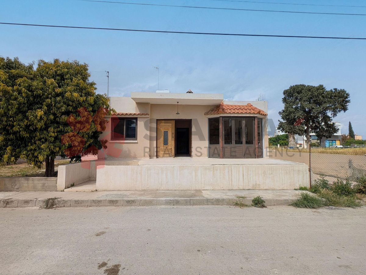 Three-Bedroom Bungalow in Sotiros Quarter, Larnaca