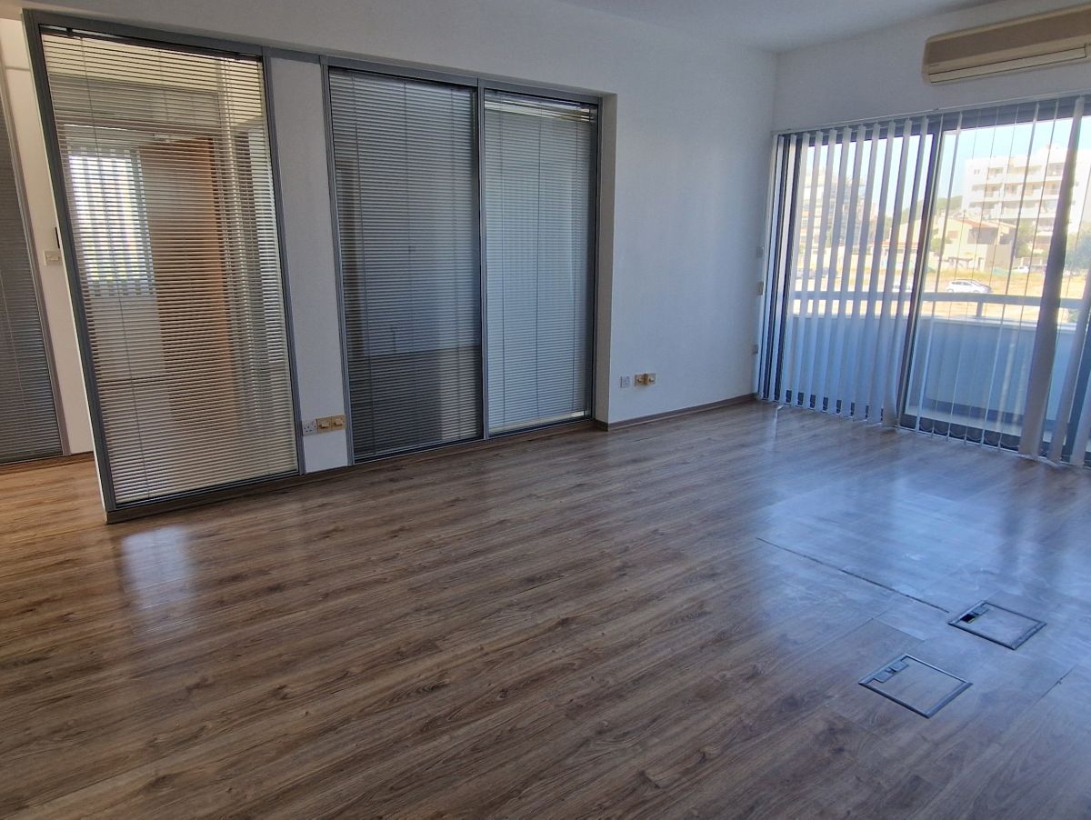 130sqm Commercial office in Larnaca - Published
