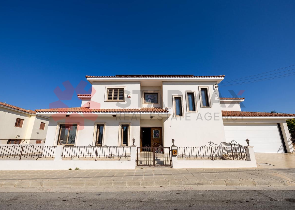 ELEGANT FOUR-BEDROOM DETACHED RESIDENCE IN KITI - Published