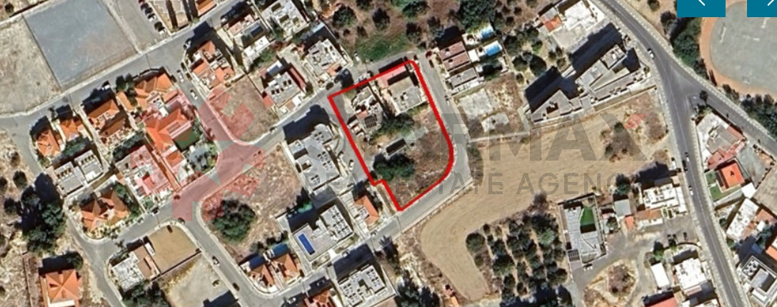 Share of Field in Oroklini, Larnaca - Published