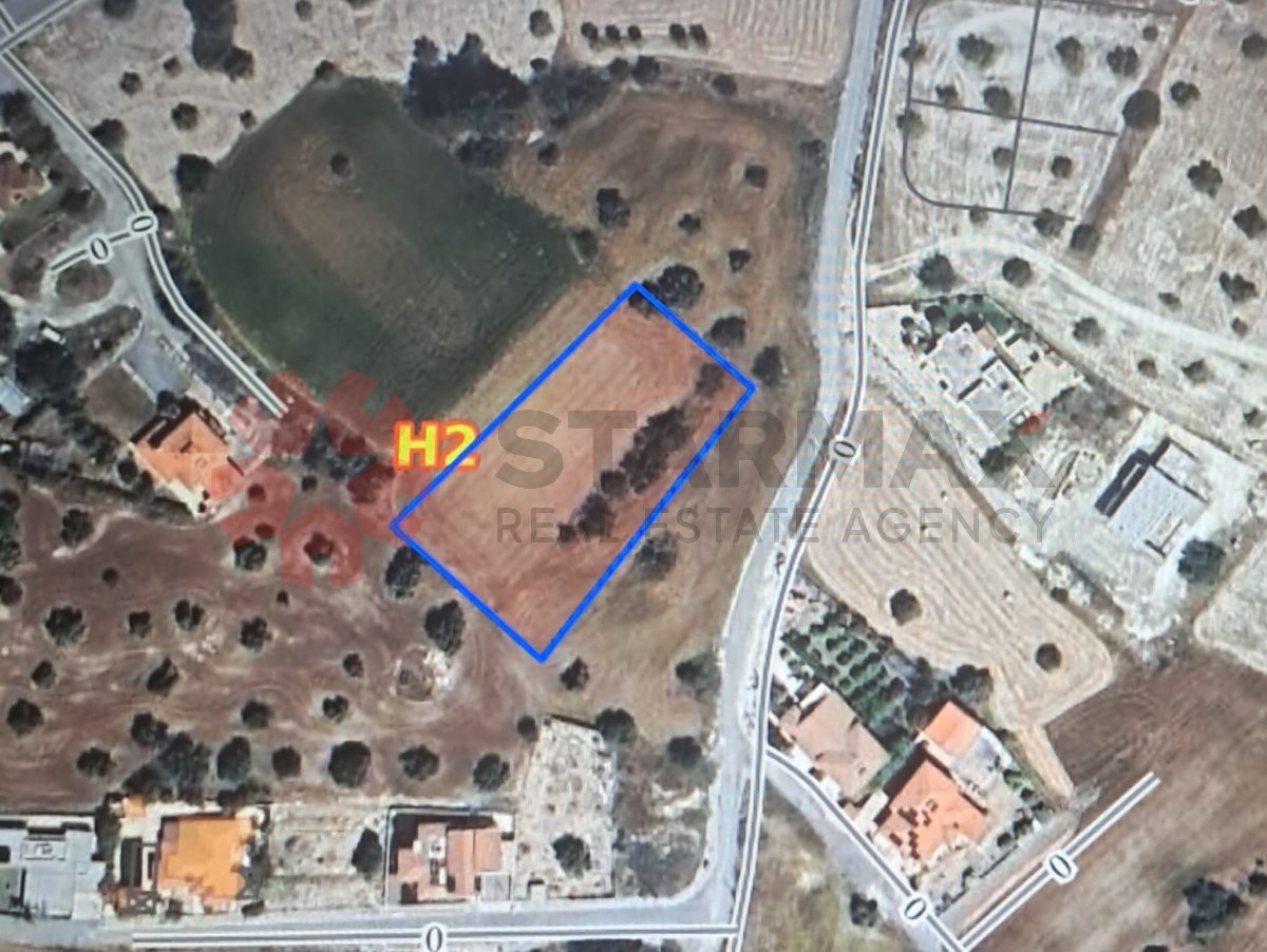 LAND FOR SALE IN AGGLISIDES - Published