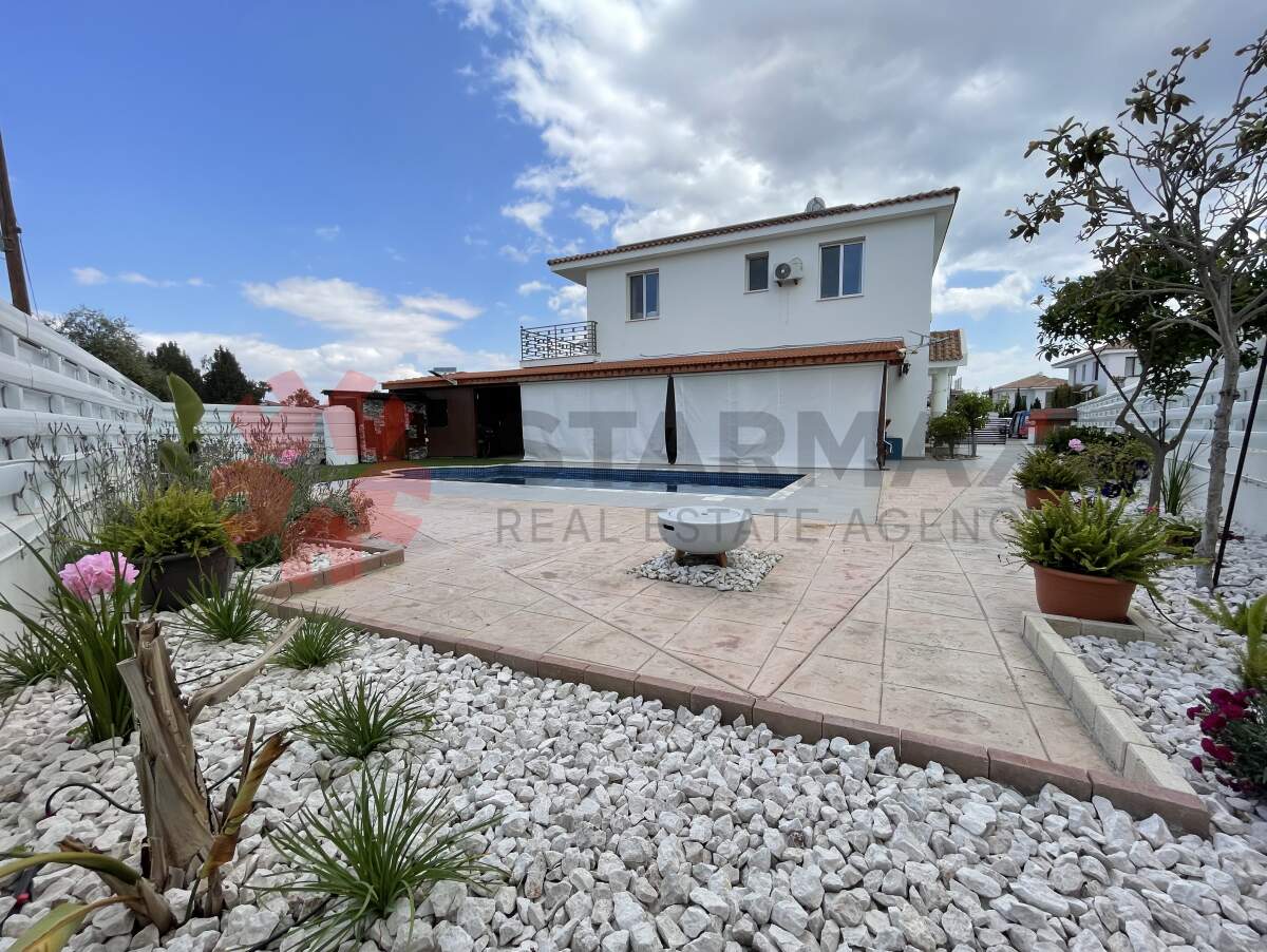 3 BEDROOM DETACHED HOUSE WITH POOL IN PYLA