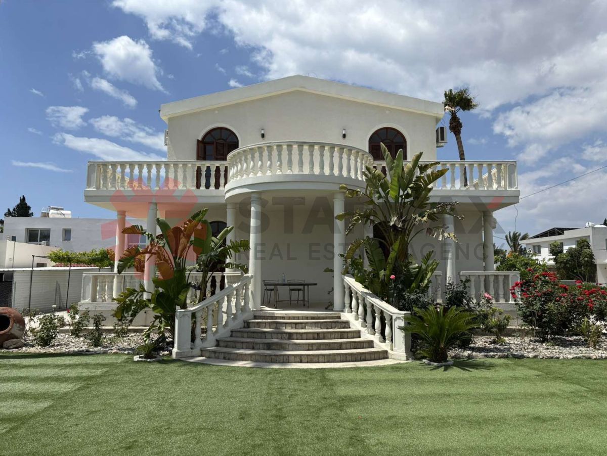 Impressive 4 bedroom villa in Meneou for rent - Published