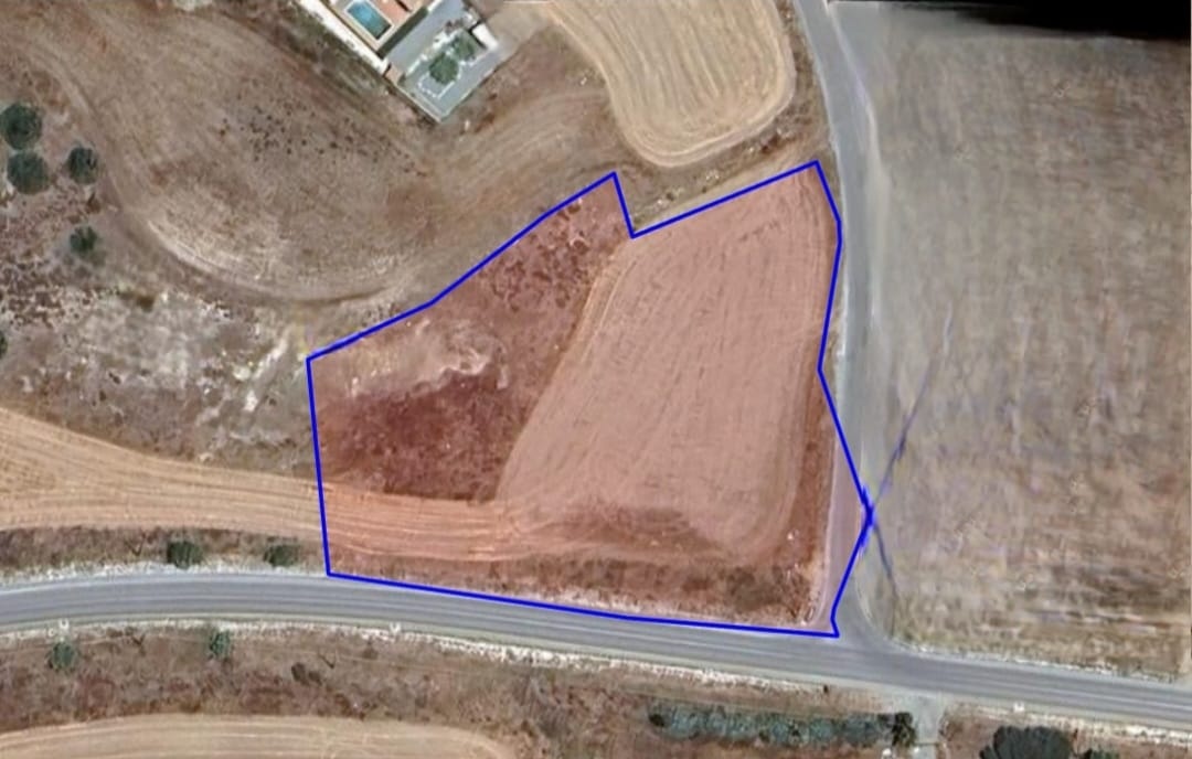 Residential 5853sqm in Monagroulli Limassol - Published