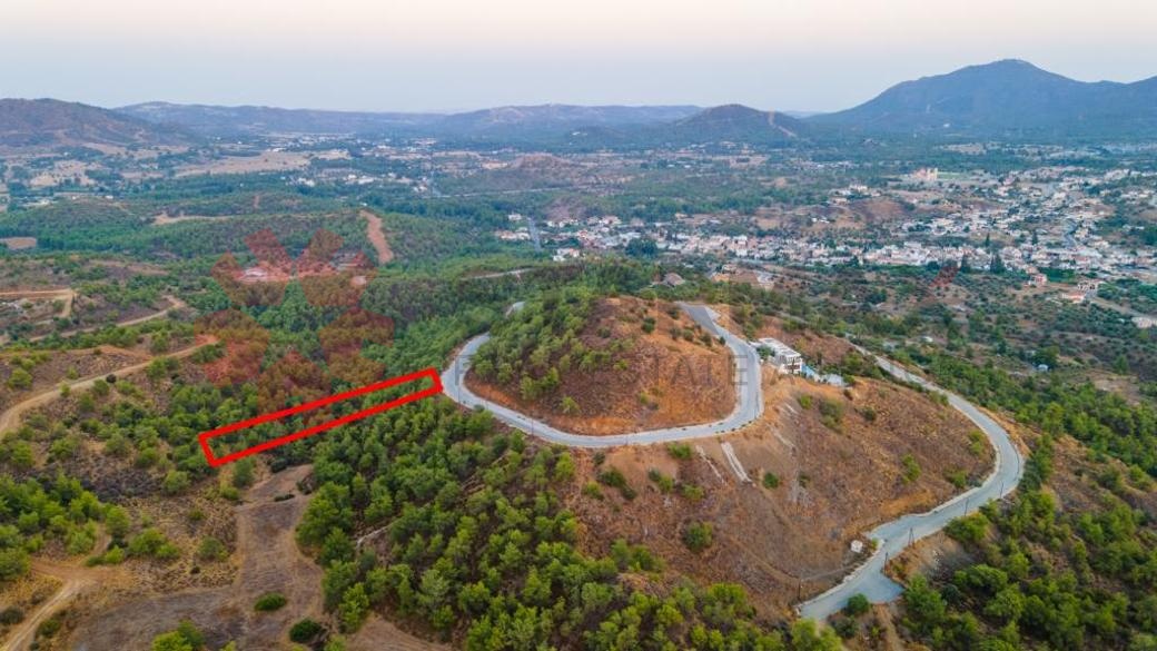 RESDIDENTIAL PLOT IN KORNOS,LARNACA - Published