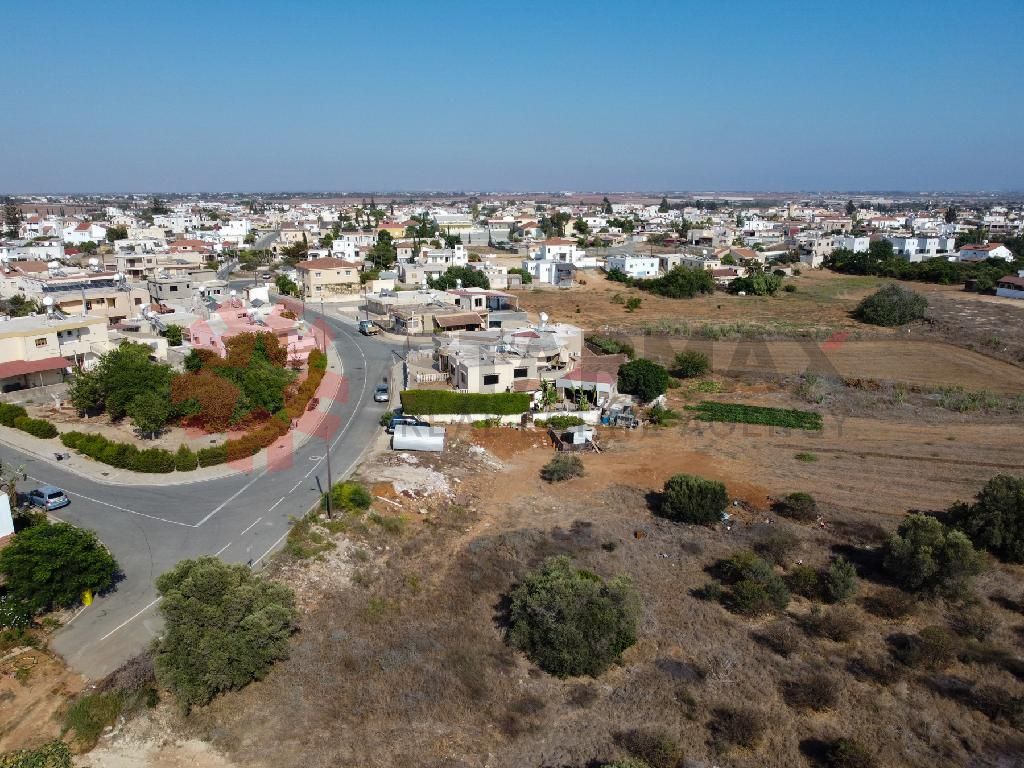 RESIDENTIAL PLOT IN XYLOTYMVOU, LARNACA - Published