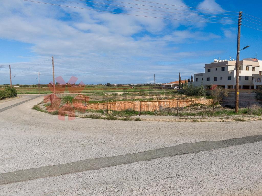 LARGE RESIDENTIAL PLOT IN LIOPETRI, FAMAGUSTA - Published