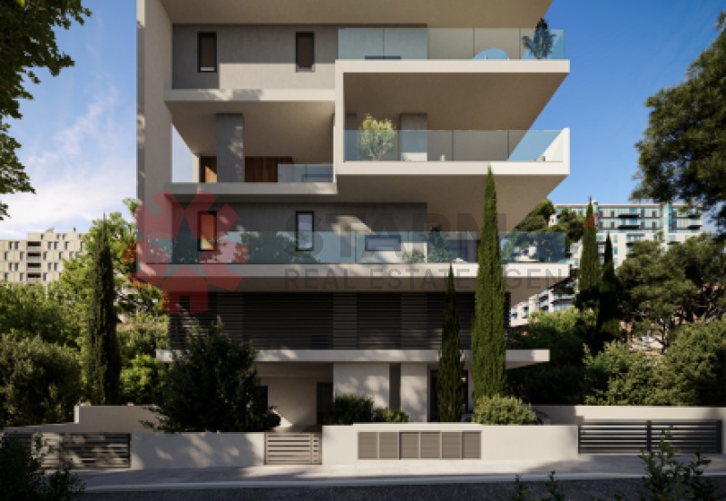 3 BEDROOM LUXURY APARTMENT - Published