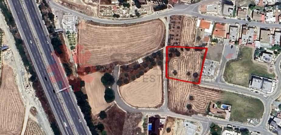 Field for sale in Pera Chorio, Nicosia - Published