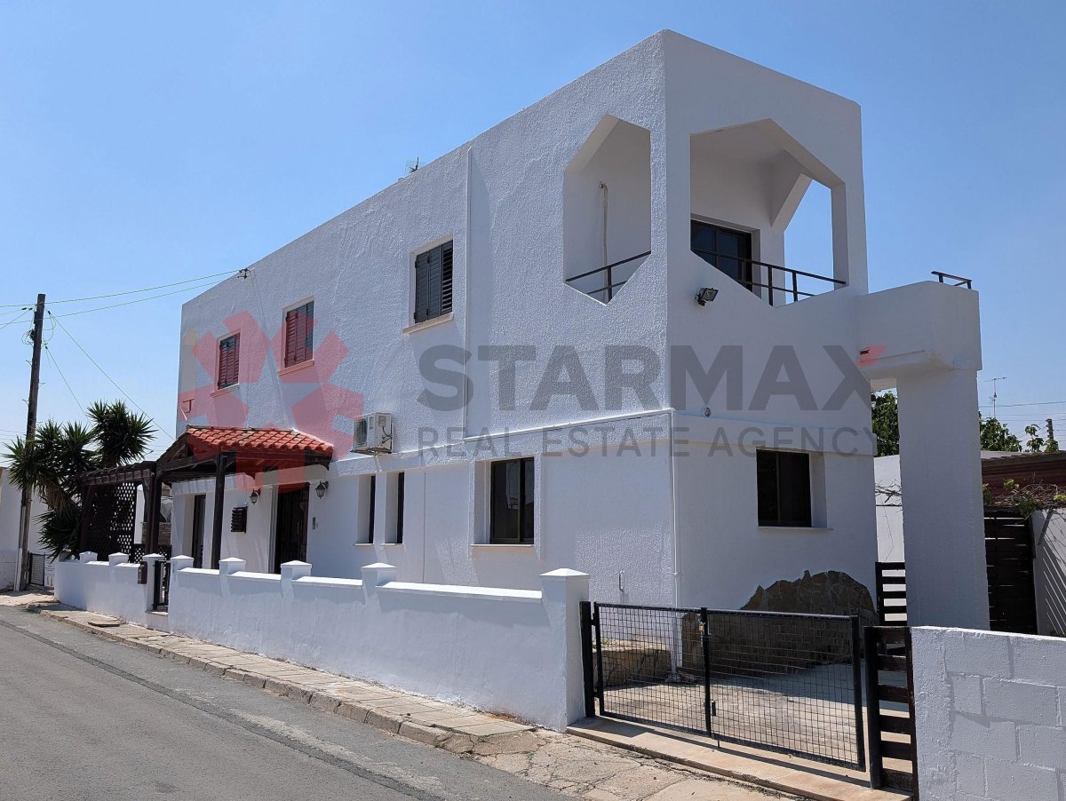 Three-bedroom House in Deryneia, Ammochostos