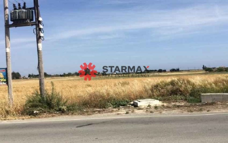 4 Adjacent Fields in Softades, Larnaca