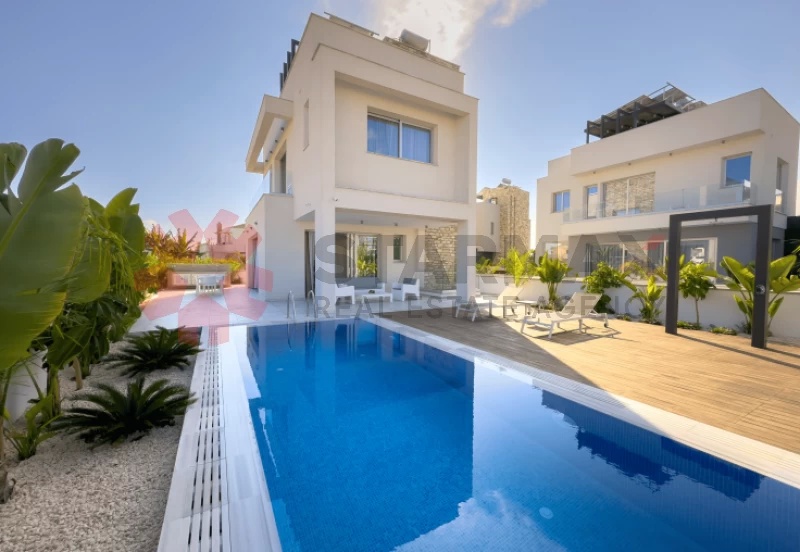 LUXURY 4 BEDROOM SEA-VIEW VILLA WITH PRIVATE POOL - Published