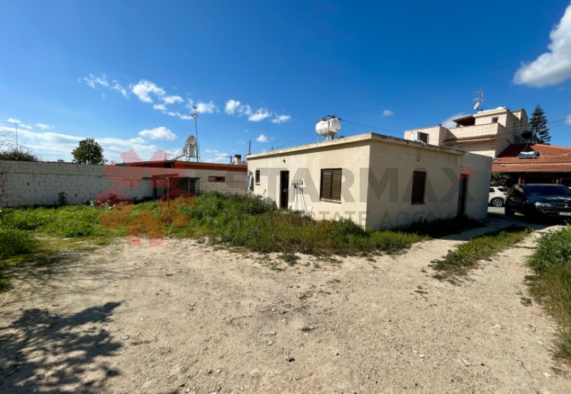 TWO BEDROOM BUNGALOW ON BIG PLOT FOR SALE IN ORMIDIA - Published