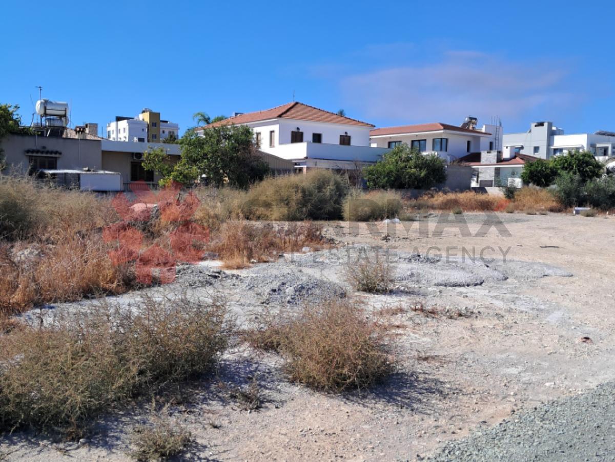 FOR SALE: EXPANSIVE FIELD IN ARADIPPOU - Published