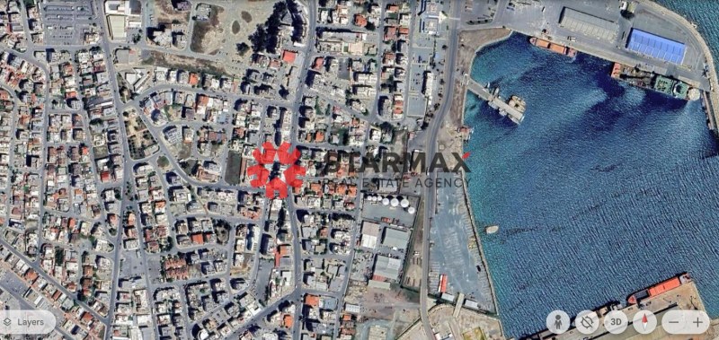 FULLY RENOVATED BUILDING IN LARNACA CENTER